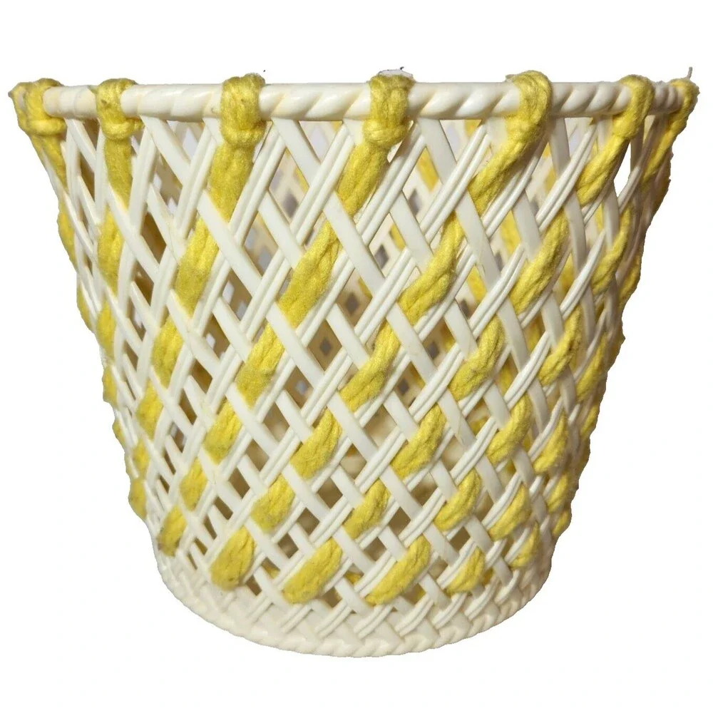 Dialene Better Maid Trash Can Waste Basket Small Woven Yarn MCM Yellow Vtg 9.5in